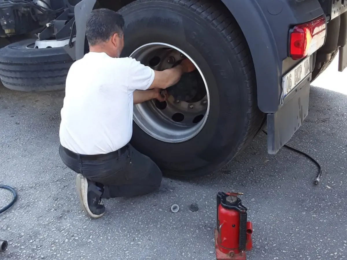 Karapınar Oto Lastikçi